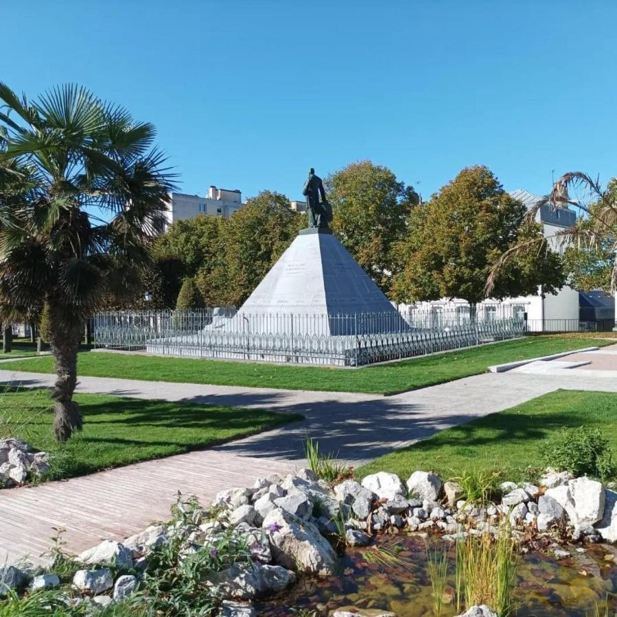 Au Jardin De La Basilique Διαμέρισμα Μπουλόν-Σιρ-Μερ Εξωτερικό φωτογραφία